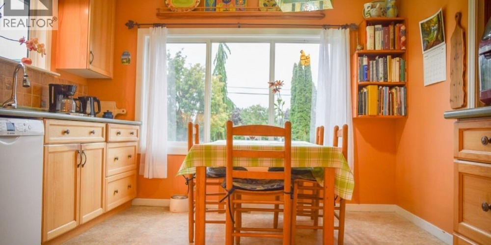 4822 HALLIWELL AVENUE Terrace Photo 6 4822 HALLIWELL AVENUE Terrace Photo 6